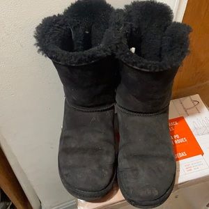 Ugg boots with bow